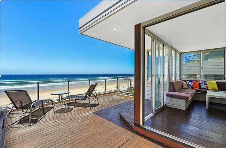 Beachfront Beauty! โกลด์โคสต์ ภายนอก รูปภาพ